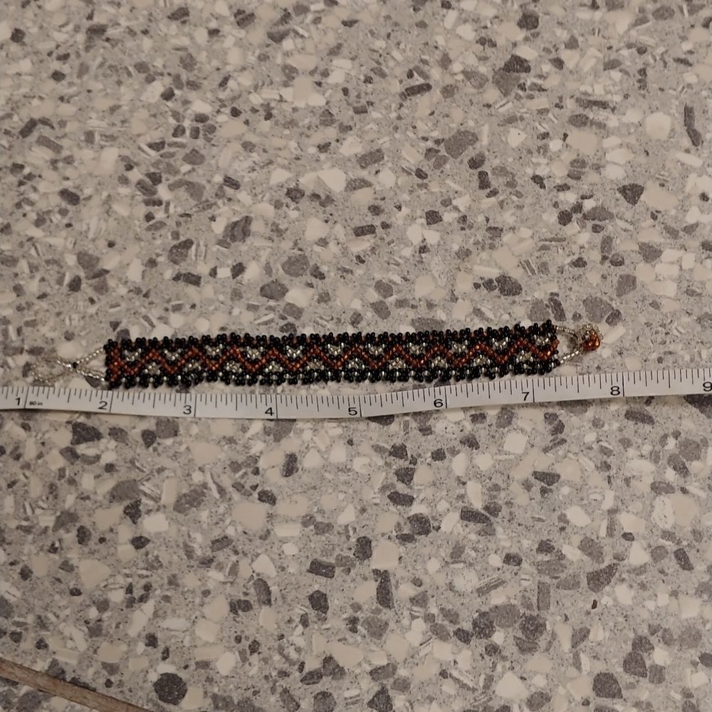 2/$20 Chevron Pattern Beaded Friendship Bracelet - Picture 6 of 6